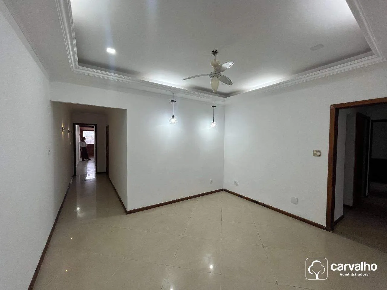 148 m² apartment with a bathtub and a water view — photo 3