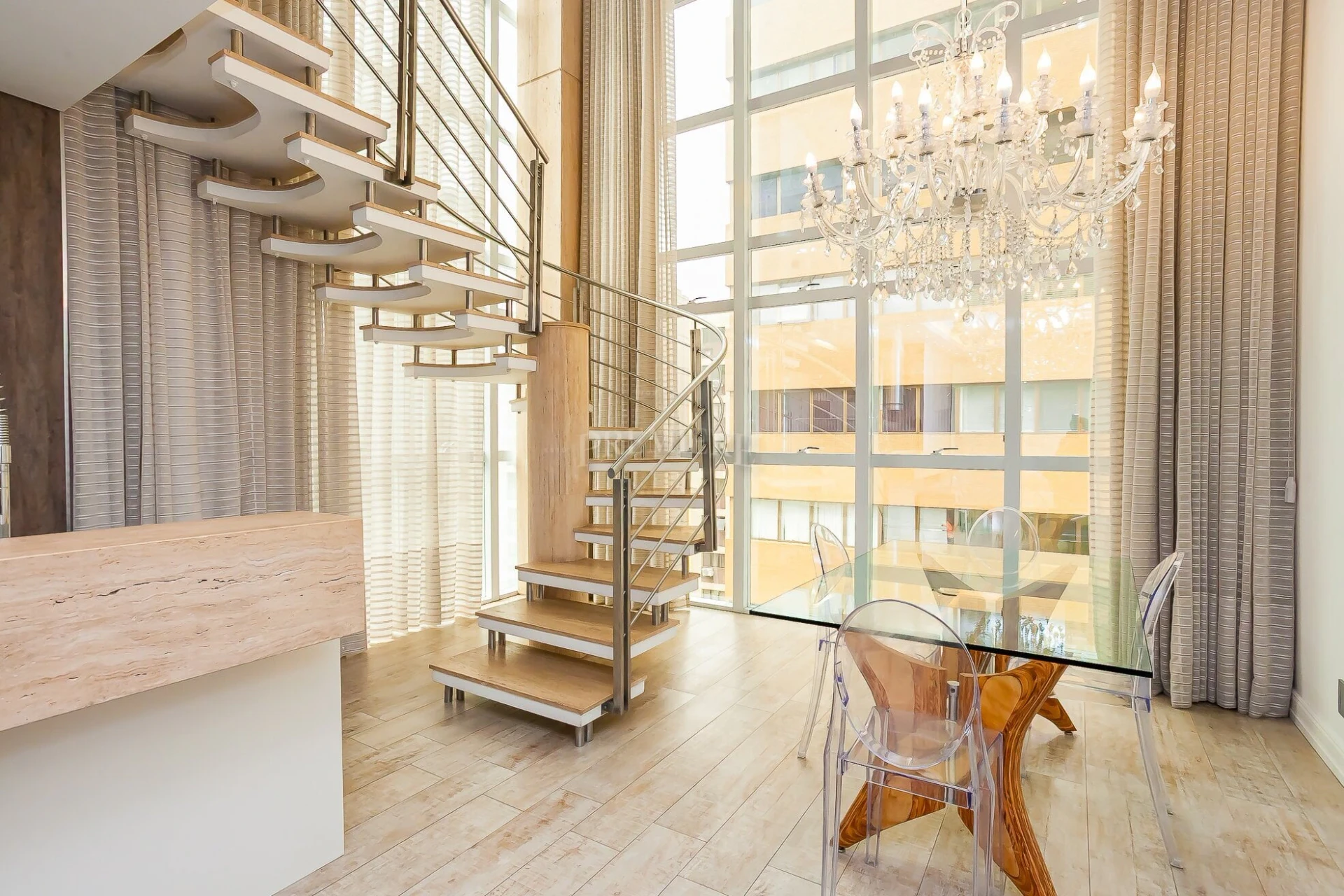 112 m² apartment with a bathtub and floor-to-ceiling windows — photo 29