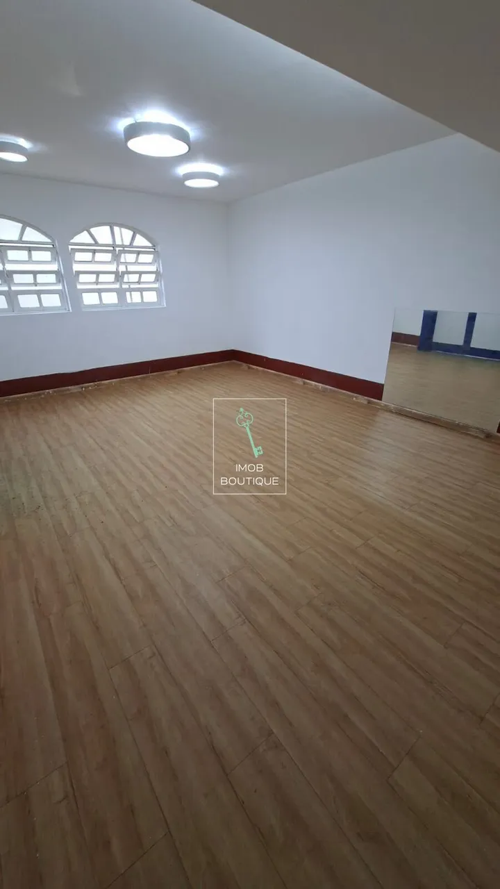 House with 5 bedrooms and the shared pool — photo 7