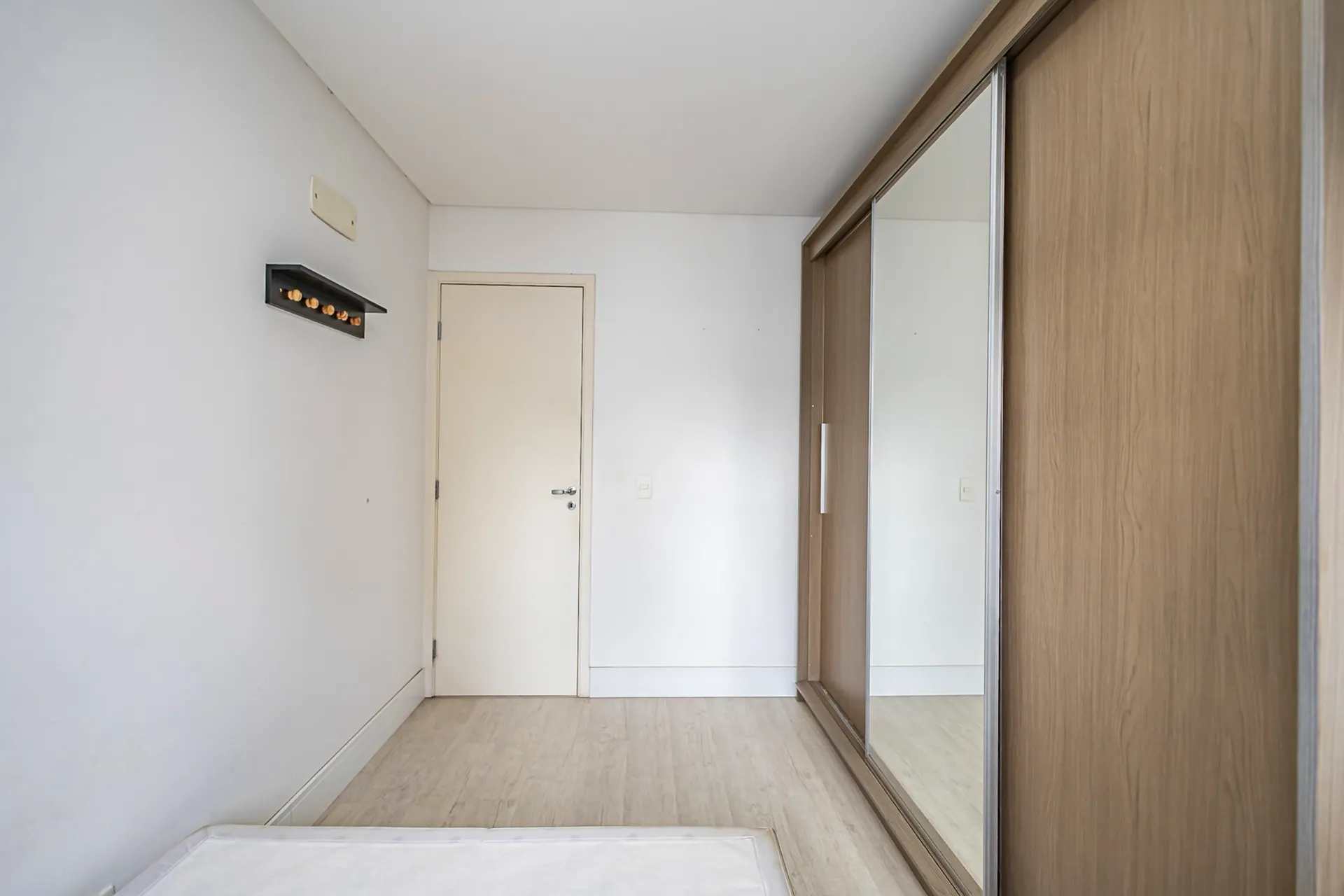 Apartamento amueblado de 46 m² con 1 dormitorio y parking — photo 19