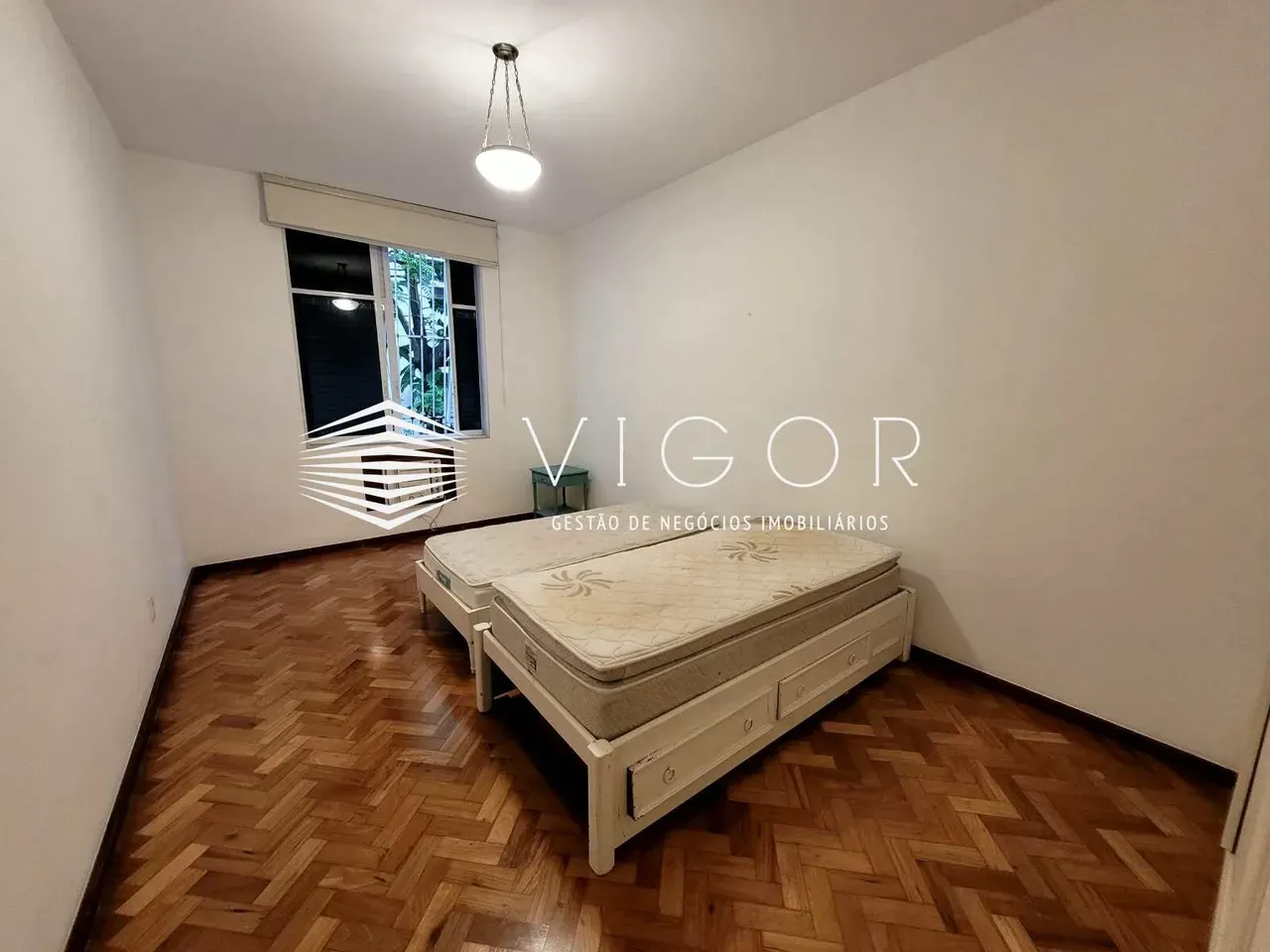 Furnished 347 m² apartment on the 2nd floor, 4 bedrooms — photo 8