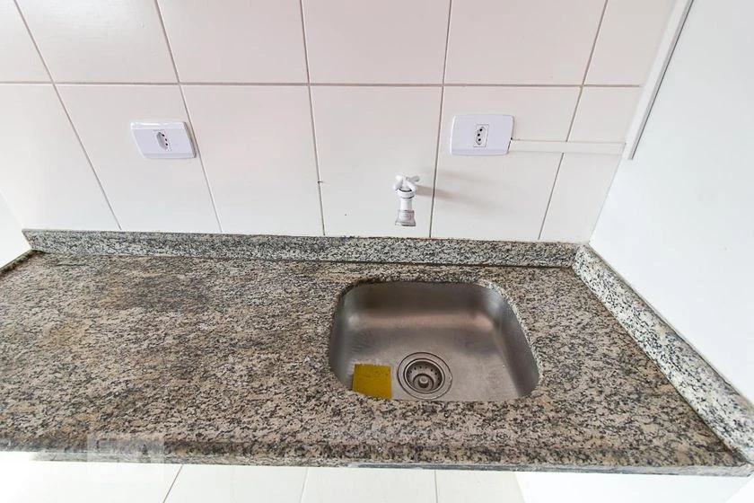For rent studio with a balcony and 1 bedroom — photo 3