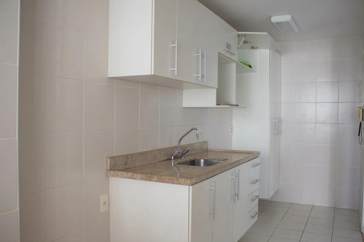 2-bedroom apartment with a glass-enclosed balcony — photo 36
