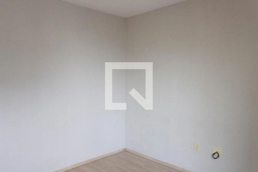 Apartamento de 2 quartos em condomínio com piscina — photo 6
