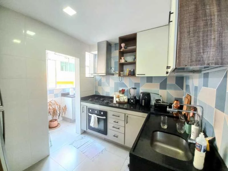 Furnished 75 m² apartment with open-plan kitchen — photo 8