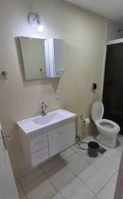 58 m² apartment with open-plan kitchen and living area — photo 4