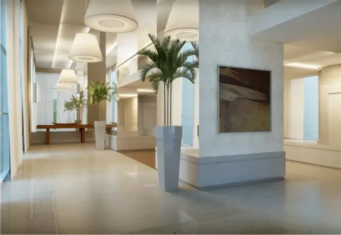 Furnished 70 m² apartment with 2 bedrooms and glass balcony — photo 23