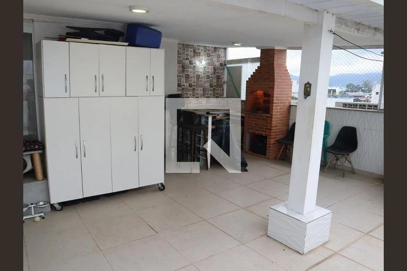 3-bedroom apartment with balcony and 172 m² — photo 48