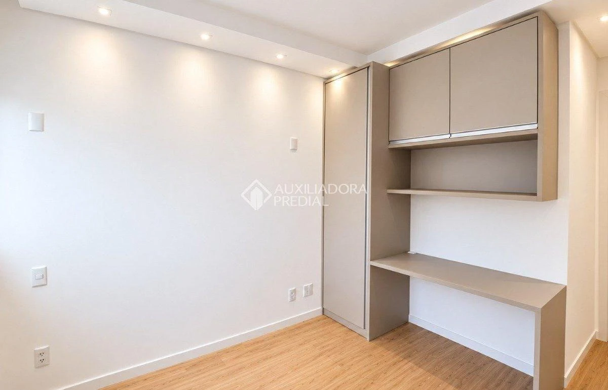 3-bedroom apartment with a park view in Florianópolis — photo 7