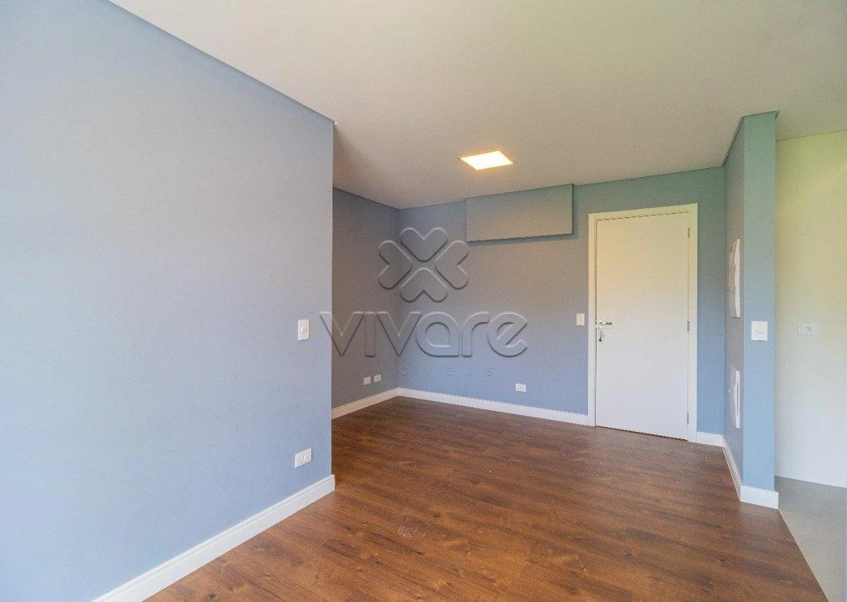 Деревянный пол или ламинат и 2 спальни: квартира 60 м² — photo 14