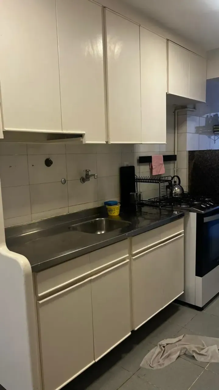 Unfurnished apartment with 4 bedrooms and 3 bathrooms — photo 2