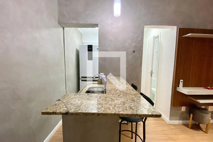Departamento de 2 dormitorios con balcón cerrado con vidrio — photo 2