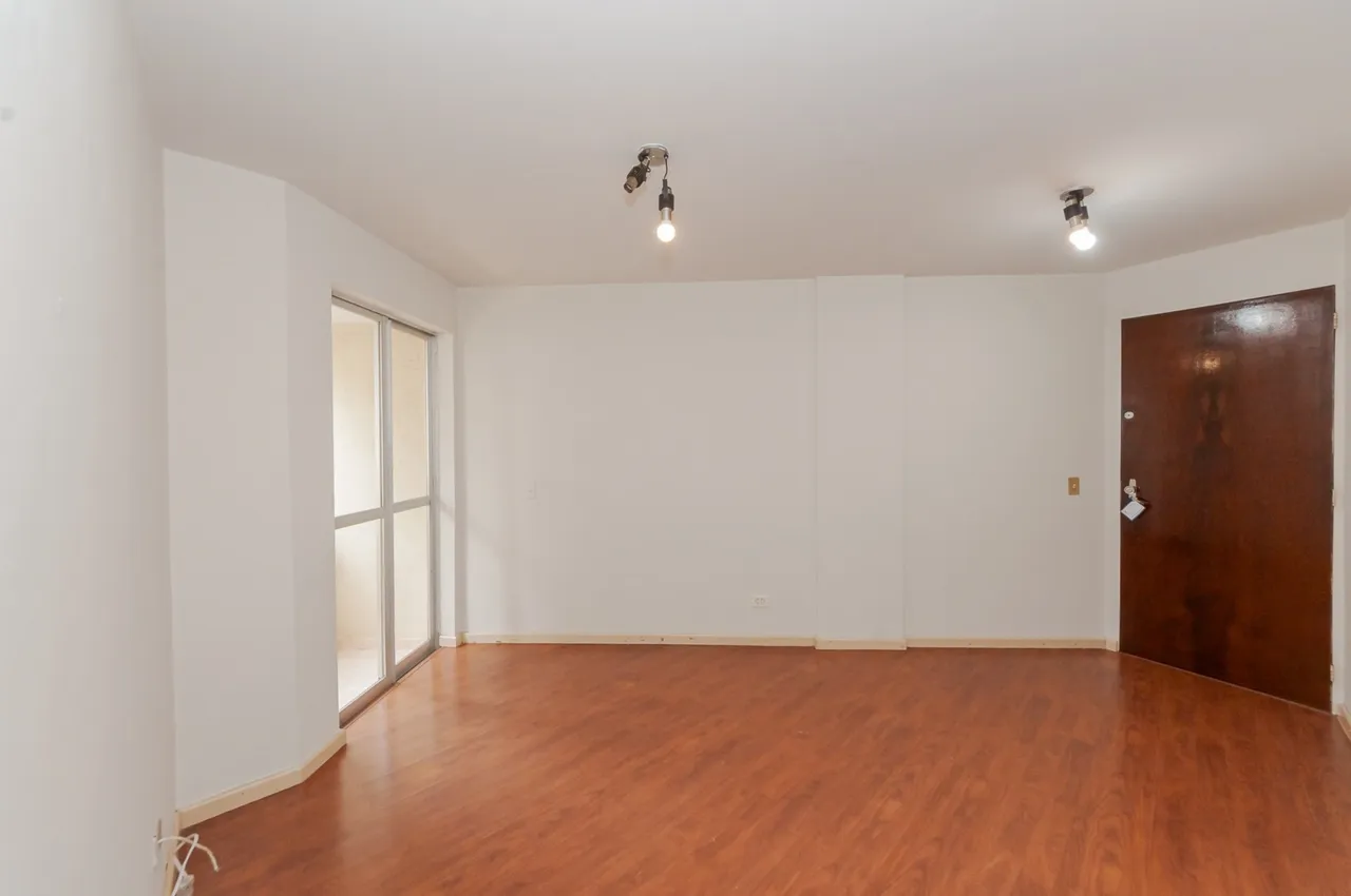 1-bedroom apartment with a balcony and 37 m² — photo 11