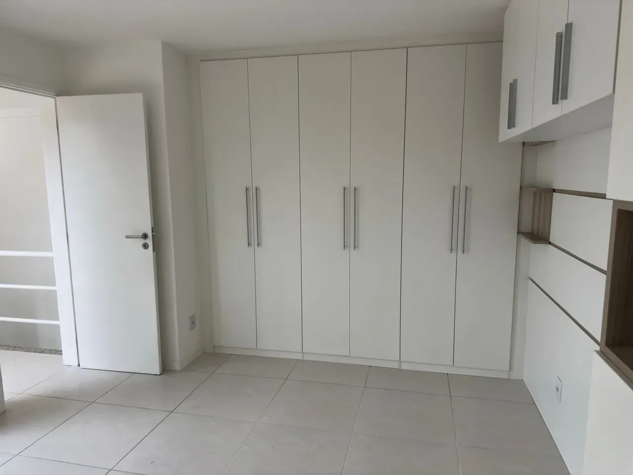 Mountain view in a 2-bedroom apartment, 140 m² — photo 45