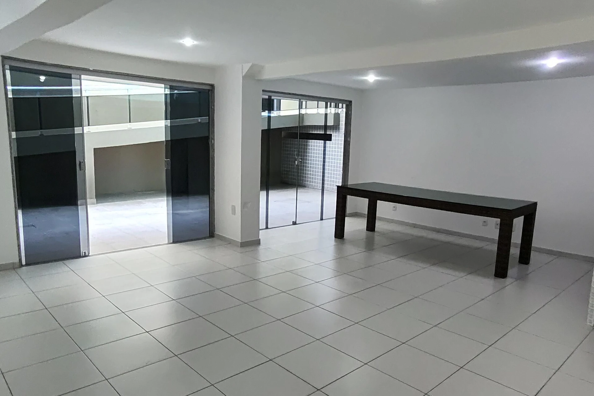 Apartment for rent with 4 bedrooms, 4 bathrooms and parking — photo 3