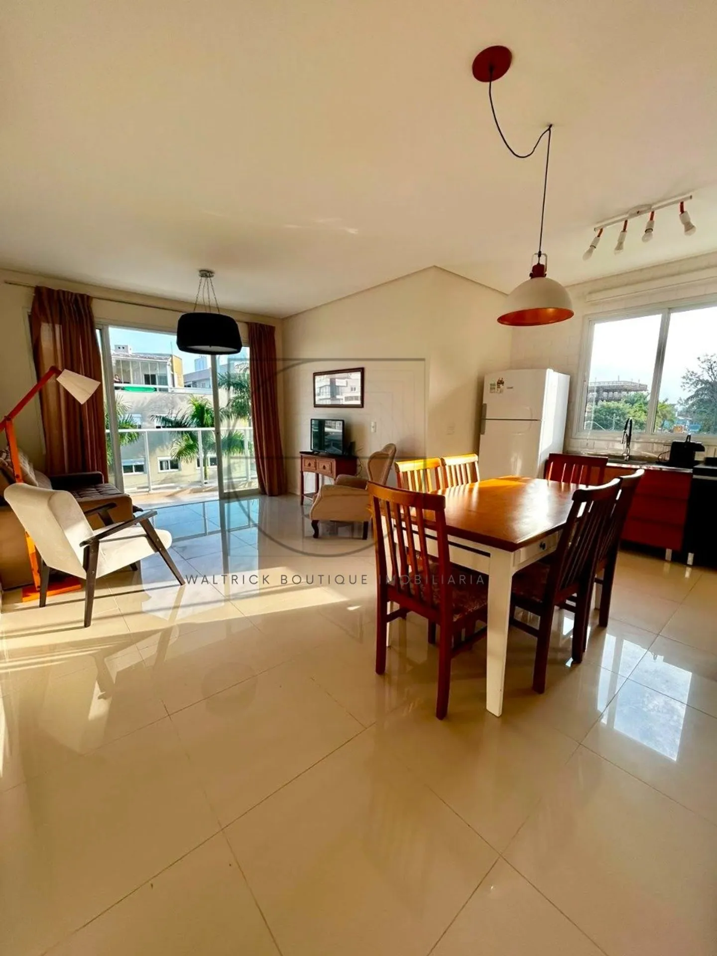 3-bedroom apartment with a mountain view in Florianópolis — photo 12