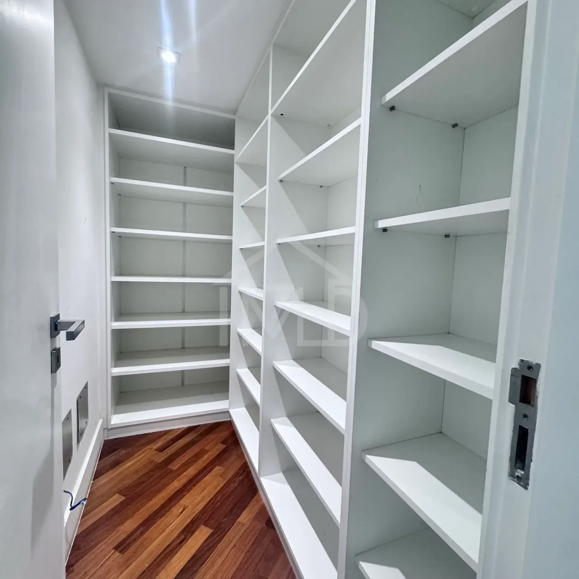 Casa amueblada con 5 dormitorios y 5 baños, balcón acristalado — photo 26