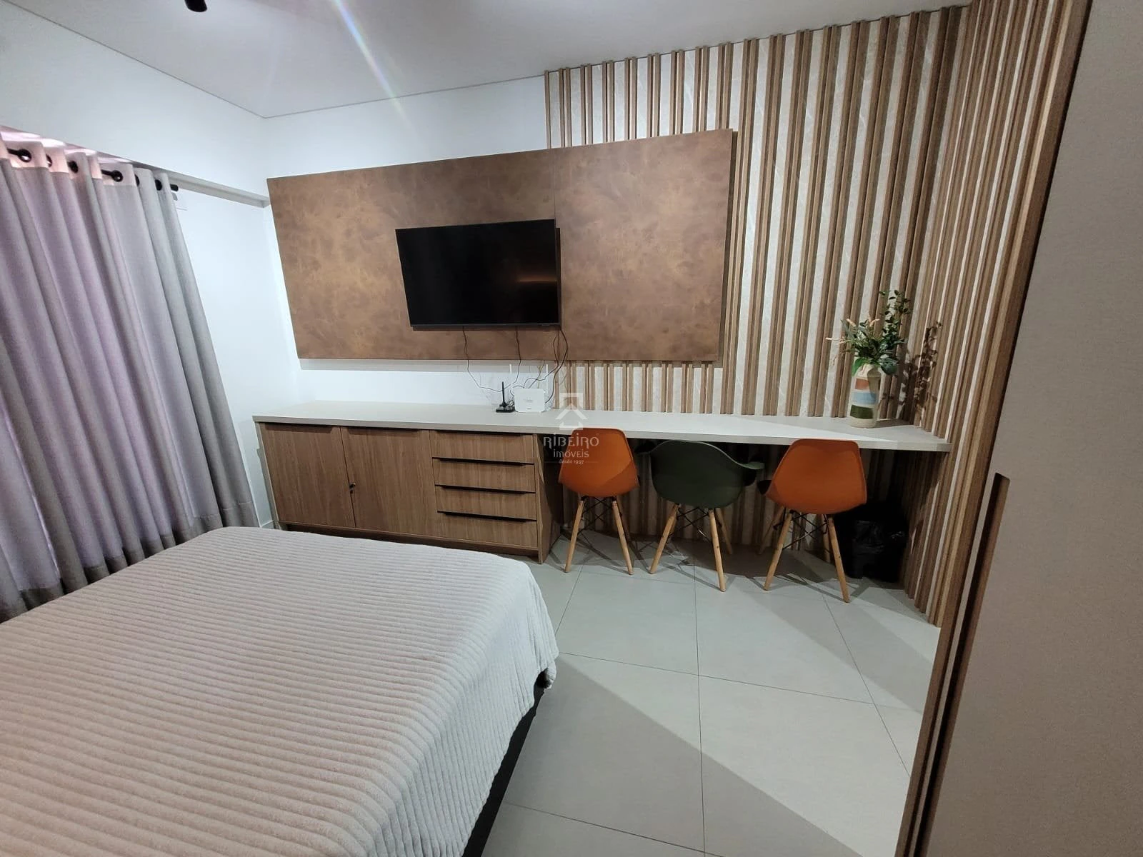 One-bedroom apartment with a home office in Curitiba — photo 3