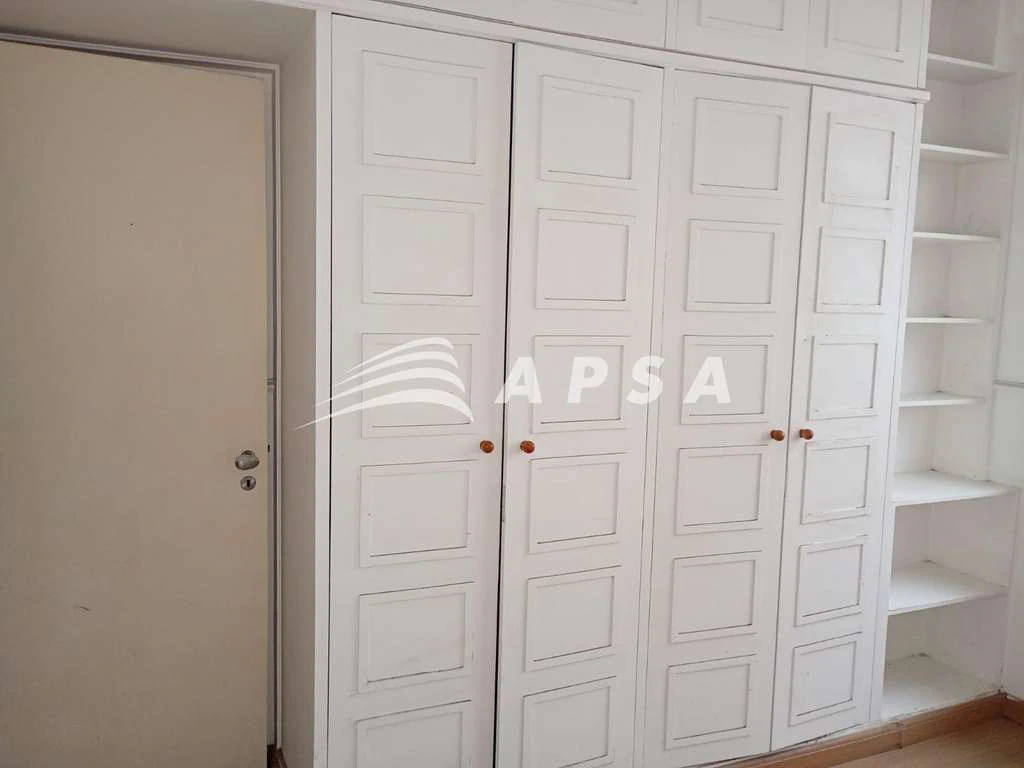 150 m² apartment with a separate closed kitchen — photo 4