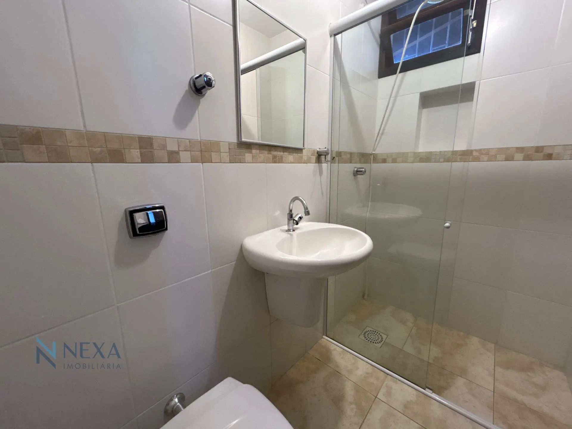 House with 5 bedrooms and 499 m², 2 en-suites — photo 57
