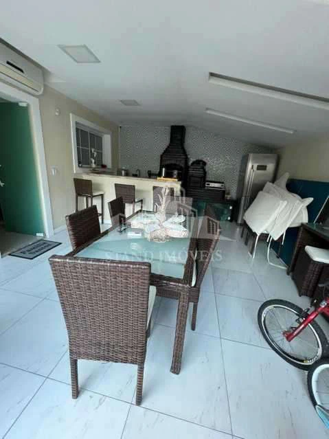 Casa mobiliada de 260 m² com 4 quartos e 3 suítes — photo 8