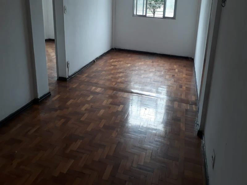 2-bedroom apartment with wood or laminate floors — photo 16