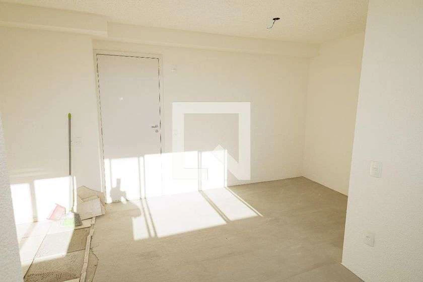 43 m² 2-bedroom apartment with closed kitchen — photo 13