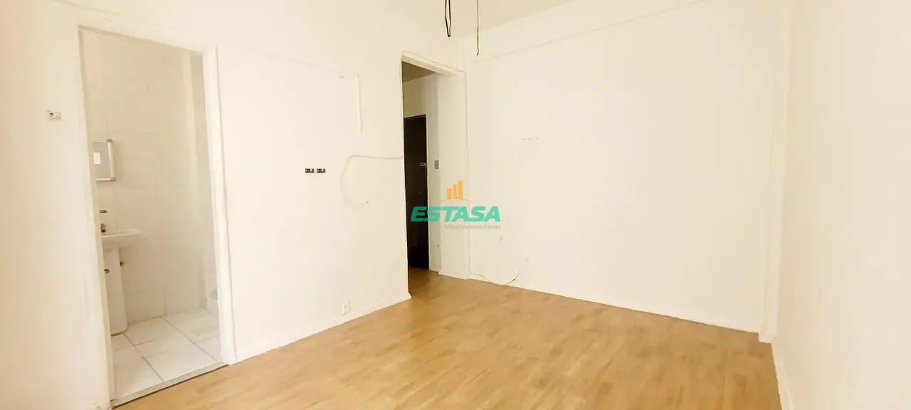 1-bedroom apartment with an electric shower — photo 9