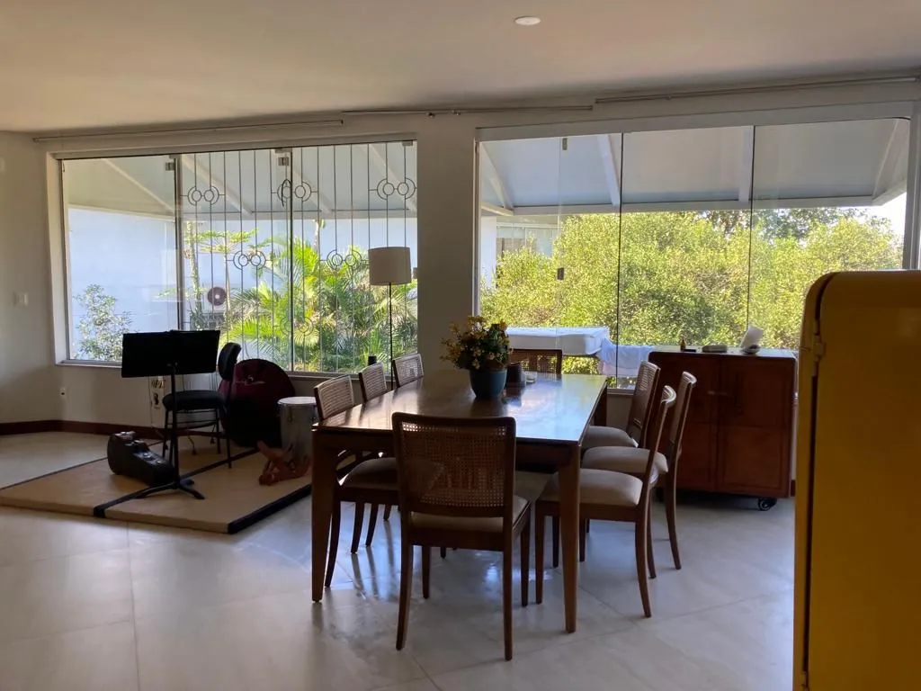 Furnished house with 3 en-suite bedrooms and 4 baths — photo 16