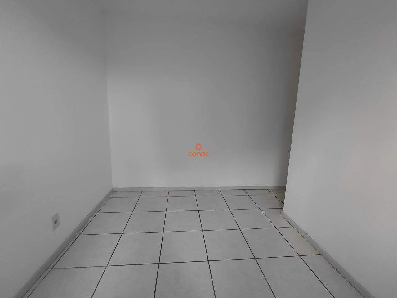 2-bedroom apartment in a building with a gym — photo 8