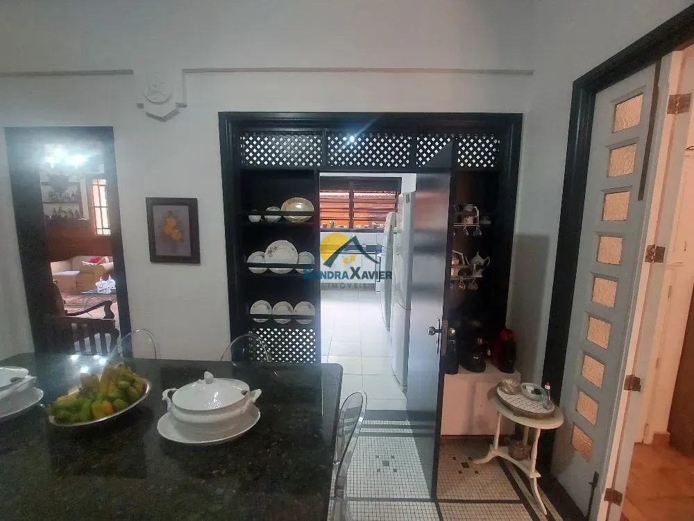 Furnished 700 m² house with 4 bedrooms and 2 en-suites — photo 49