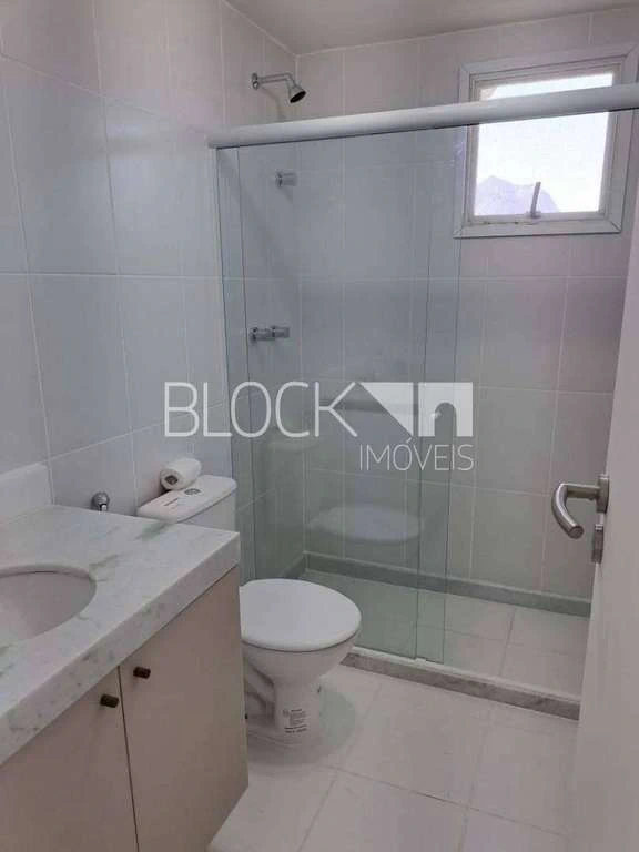 1-bedroom apartment with balcony and 49 m² — photo 11