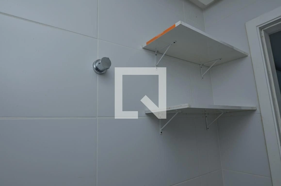 Furnished apartment, 90 m², with a grill on the balcony — photo 47