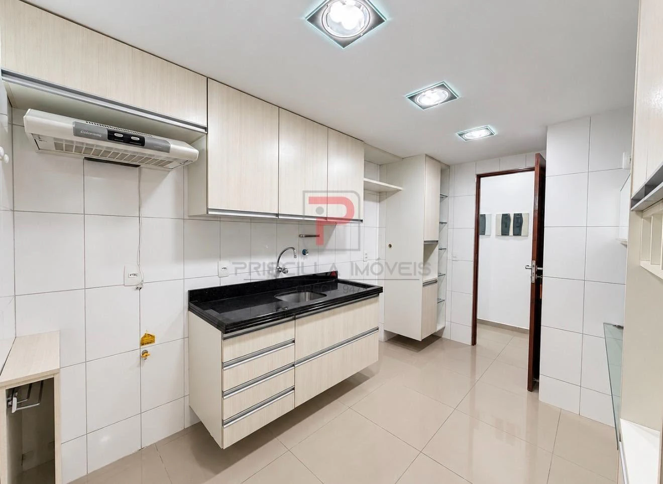Стиральная машина и 2 спальни: квартира 70 м² — photo 2