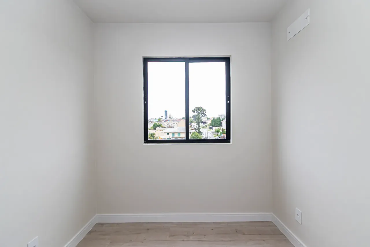 Apartment on the 3rd floor with a park view — photo 26