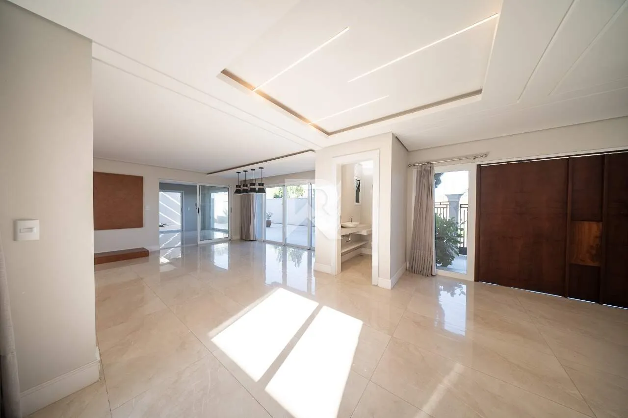 House, 441 m², with a private BBQ — photo 21