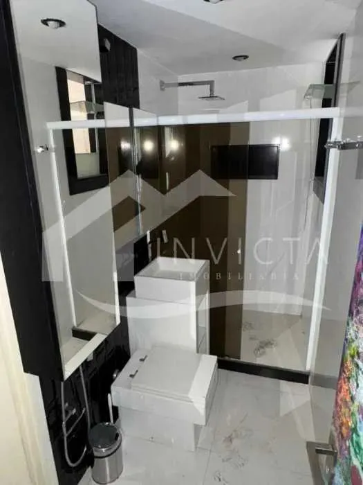 Residential apartment with 3 bedrooms and enclosed balcony — photo 8