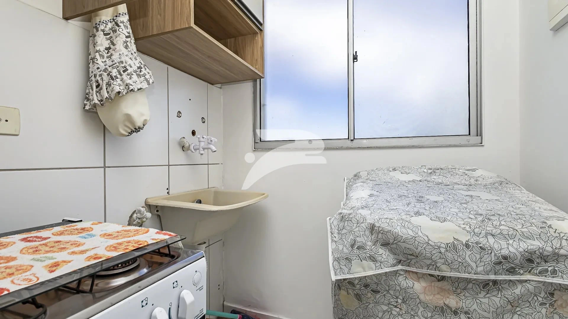 2-bedroom apartment with a washing machine in Curitiba — photo 4