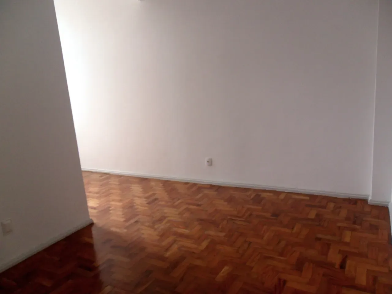 Apartment, 50 m², with wood or laminate floors — photo 6