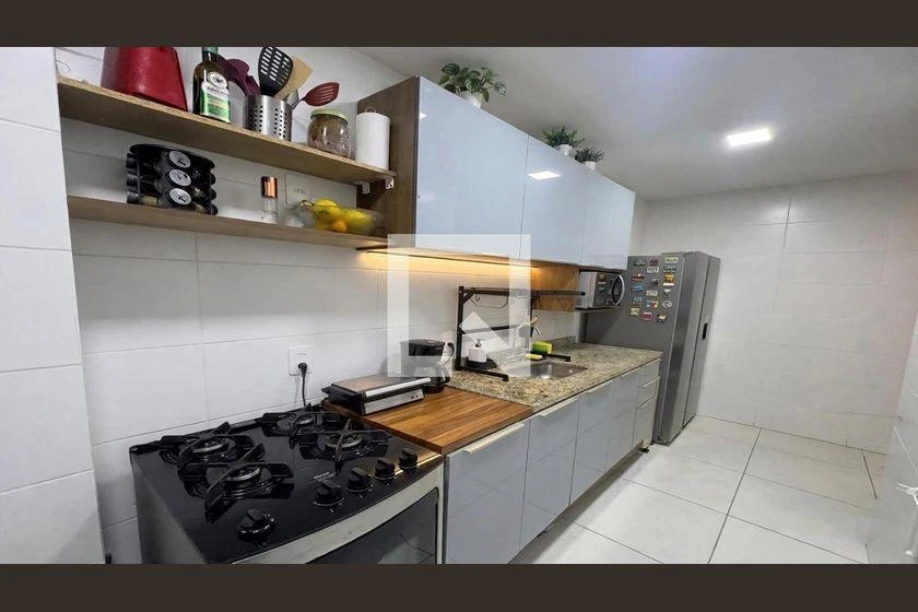 Furnished 3-bedroom apartment with closed gas kitchen — photo 43