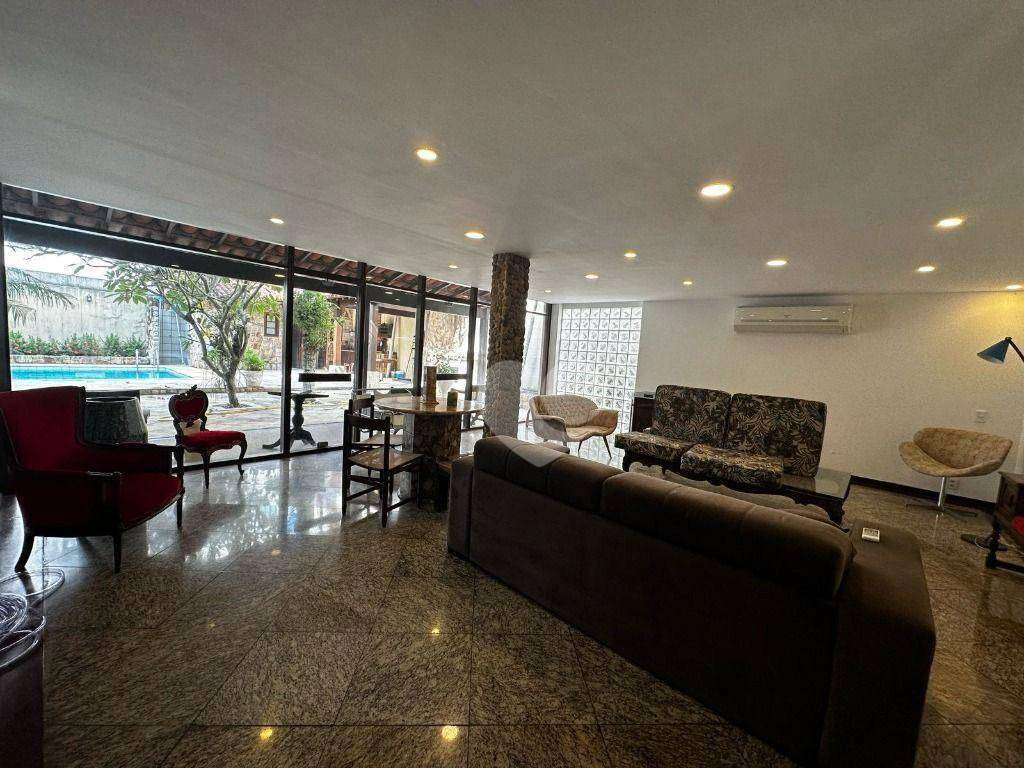 House with 3 bedrooms and 600 m², 4 parking spots — photo 19