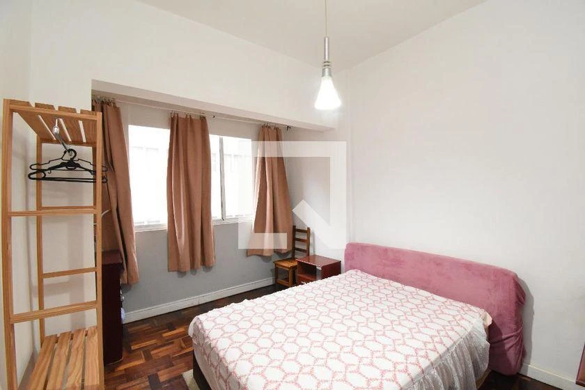 Apartment with wood floors, 2 bedrooms and 130 m² — photo 16