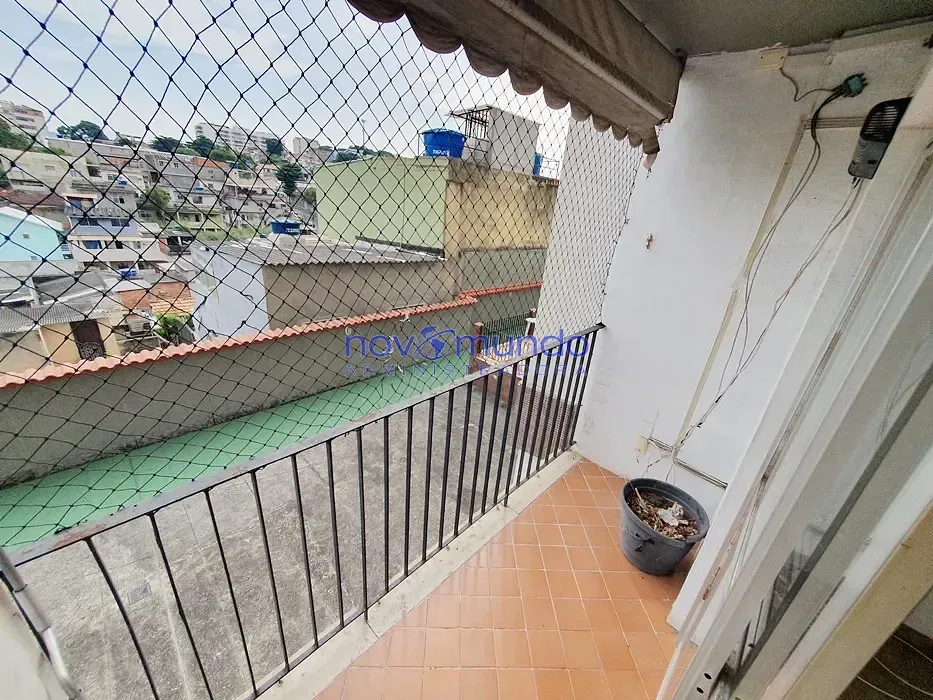 Two-bedroom apartment with balcony and 1 parking spot — photo 15
