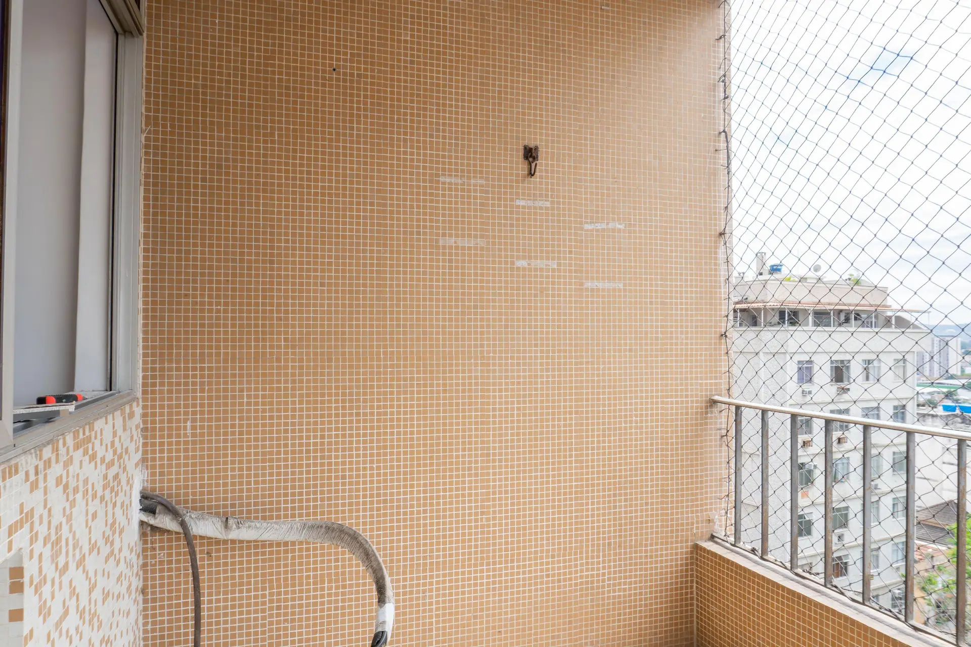 Bathtub in a 3-bedroom apartment, 81 m² — photo 6
