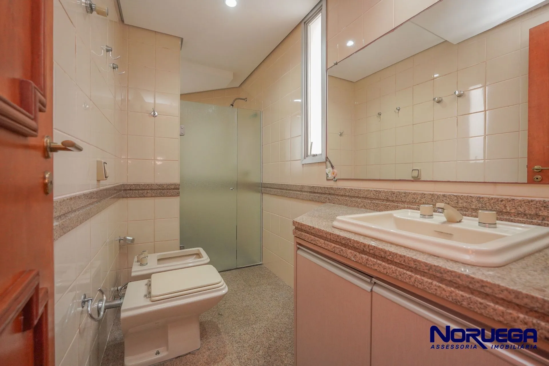 Apartamento de 4 quartos em condomínio com academia — photo 24
