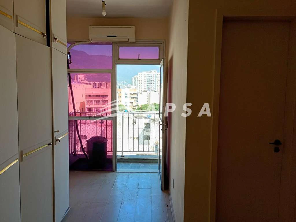 120 m² apartment with 3 bedrooms and 2 parking spots — photo 16
