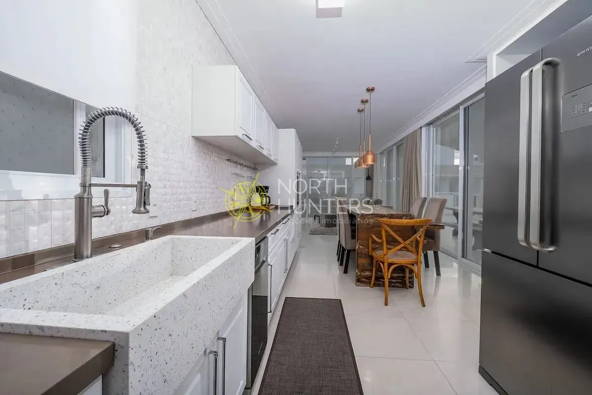 Мебльована квартира з відкритою кухнею 299 м² — photo 7