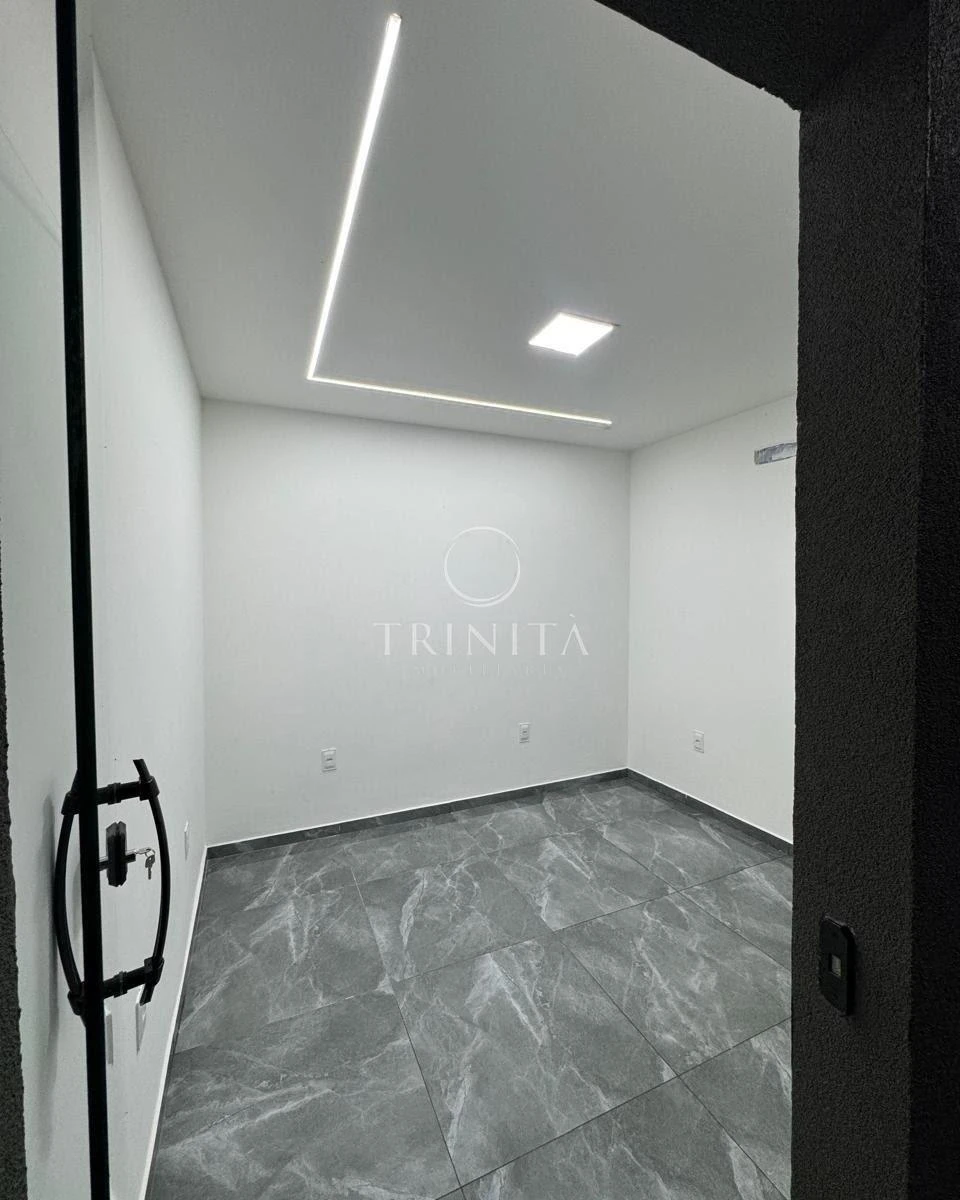 6-bedroom house, 3 with their own bathrooms, 350 m² — photo 32