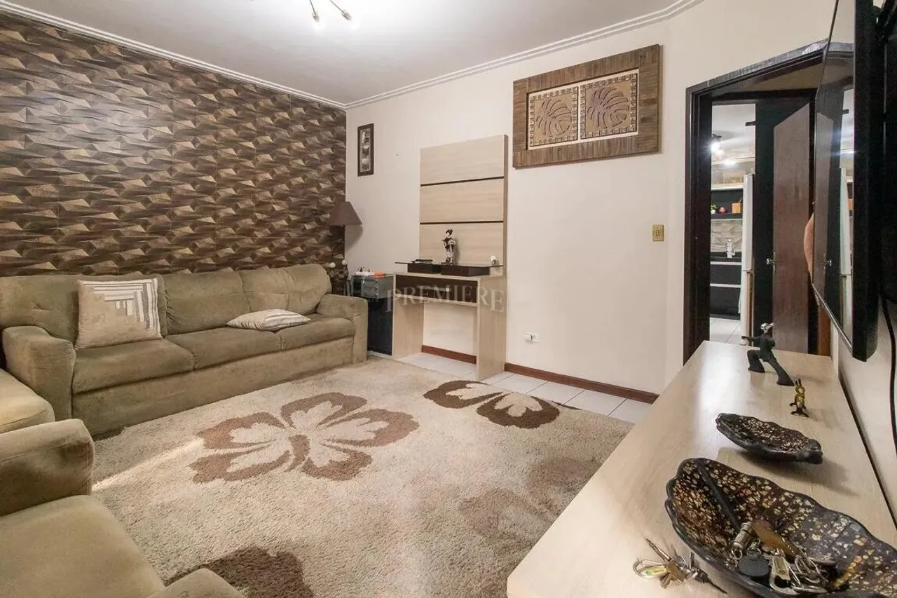 Furnished house with 5 bedrooms and 5 bathrooms