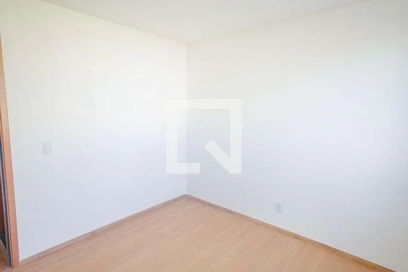48 m² apartment with a closed kitchen and gas stove — photo 13